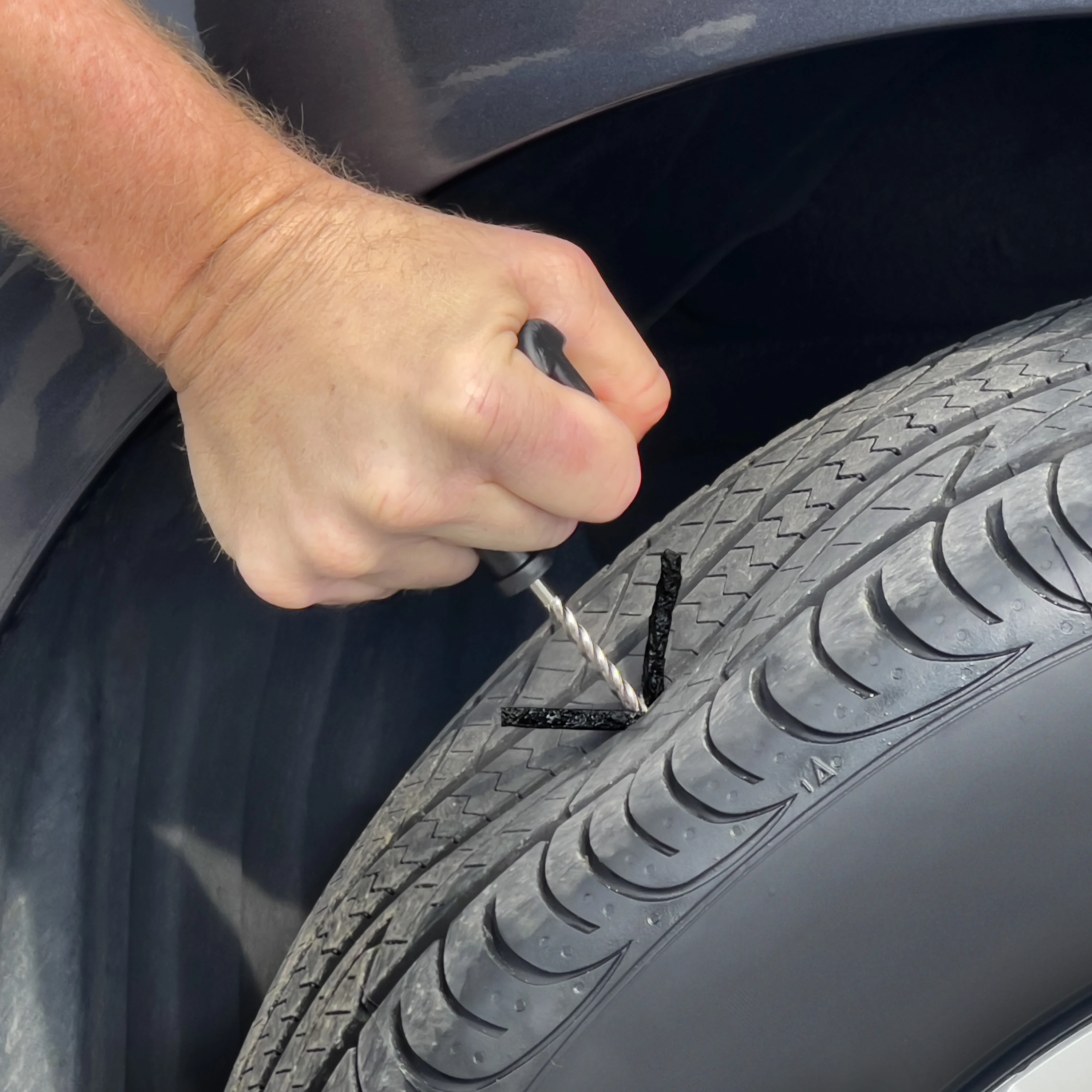 2-in-1 Combo Handle Tire Plug Kit