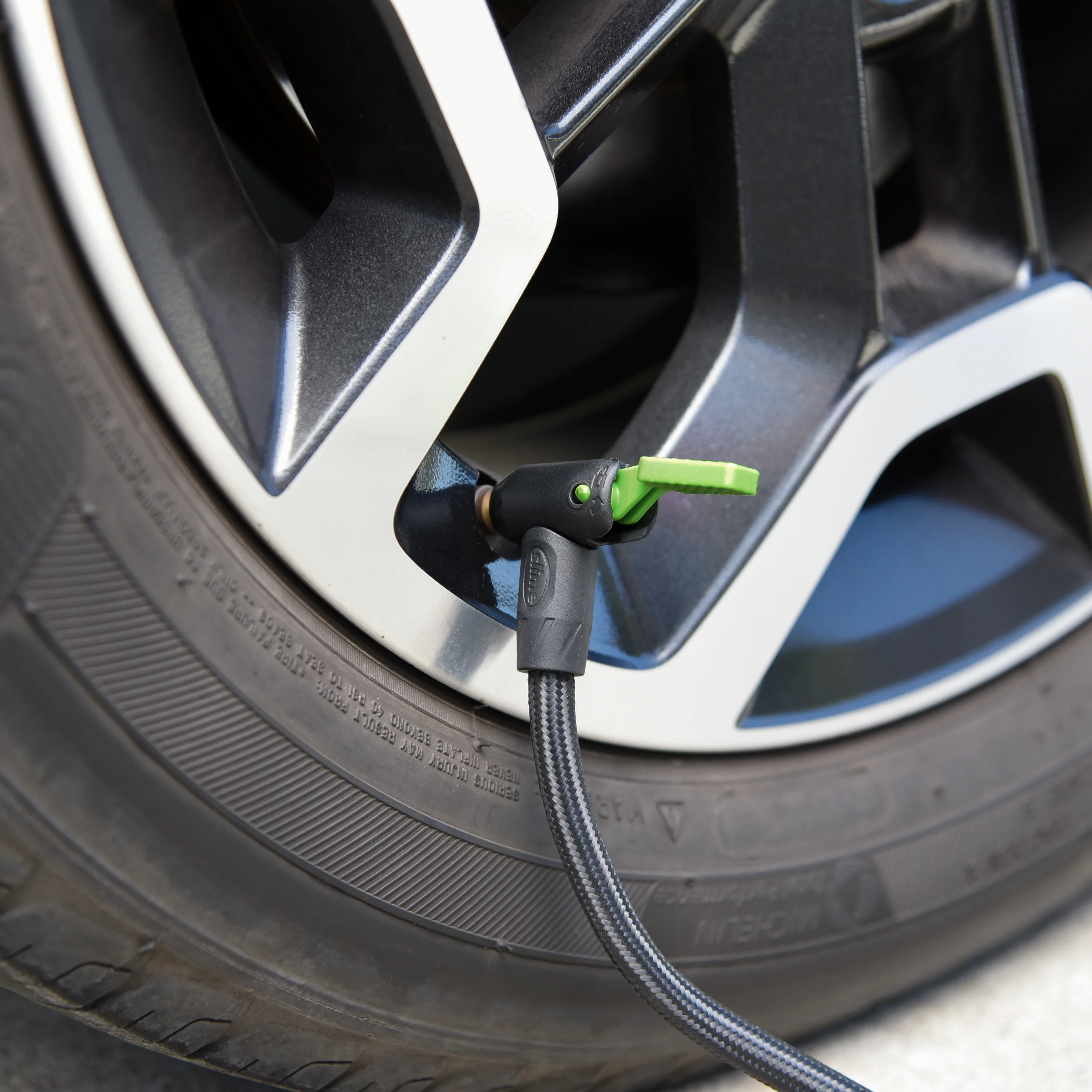 12V Digital Tire Inflator